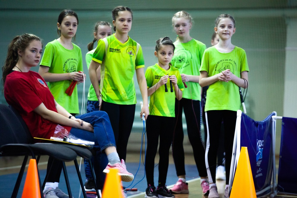 Спорт орловской области. Спорткомплекс ОГУ. Сталь Орел спортивный комплекс. Валерия Манекина Орел. Спорт для девочек 12 лет в Орле.