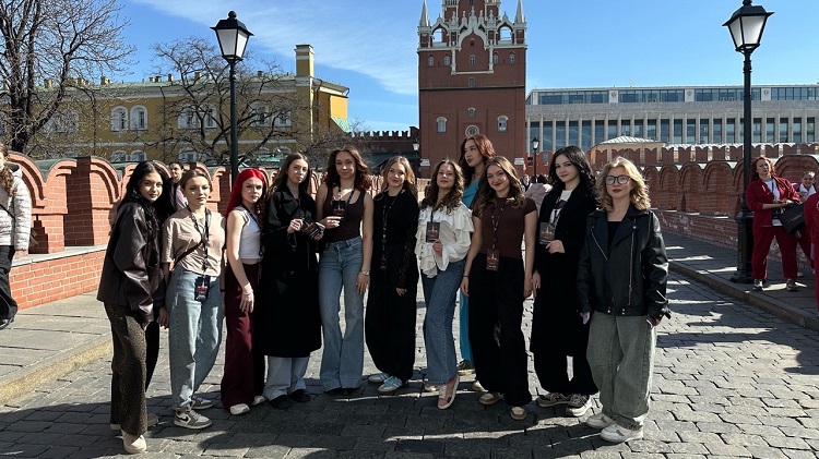 фото: Танцевальный коллектив ОГУ имени И.С. Тургенева покорил сцену Кремлевского дворца